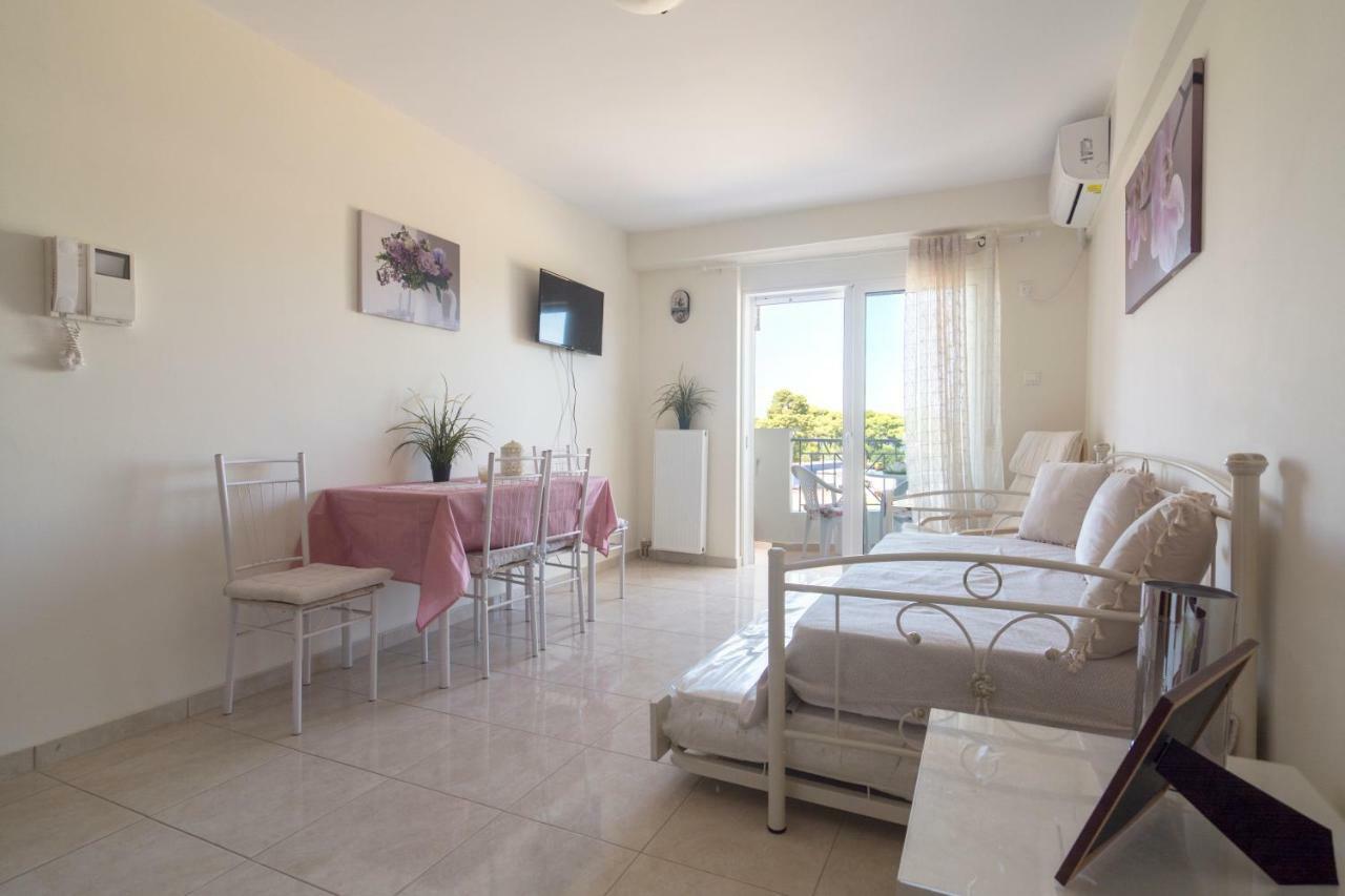 Lovely Apartment Xylokastro 2Nd Floor Esterno foto